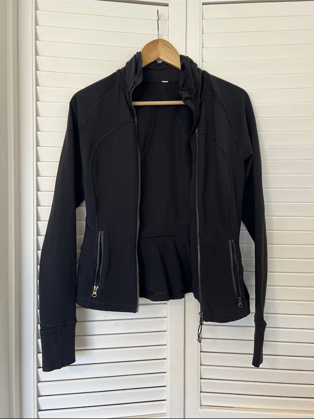lululemon athletica Black Hustle in Your Bustle Long-Sleeve Jacket sz US 6